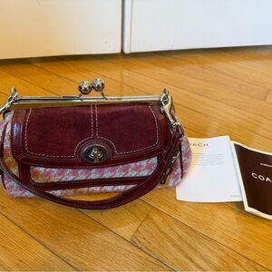 Coach houndstooth Burgundy and Pink kiss lock frame Suede Shoulder Bag